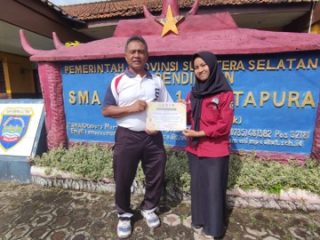 Zahra Siswi SMA Negeri 1 Martapura Raihan Juara Karate Tingkat Nasional