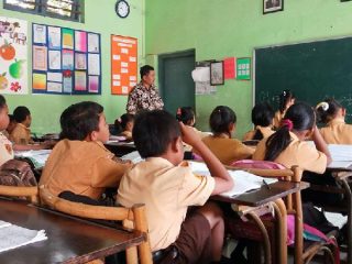 Pemerintah Indonesia Berikan Kabar Baik, Kenaikan Tunjangan Sertifikasi Guru Honorer