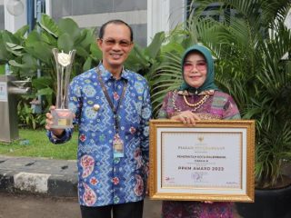 Berhasil Tekan Penyebaran Covid 19, Pemkot Palembang  Terima Penghargaan PPKM Award 2023
