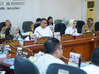 RA Anita Pimpin Rapat TAPD Bahas Rancangan APBD 2024
