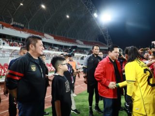 Gubernur Herman Deru Dampingi Erick Thohir Semangati Timnas Putri U-19 Indonesia di Jakabaring Palembang