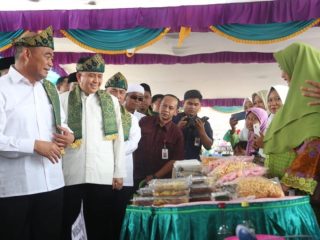 Pj Gubernur Agus Fatoni Bersama Menko PMK RI Hadiri Peringatan Hari Santri Nasional di Sumsel