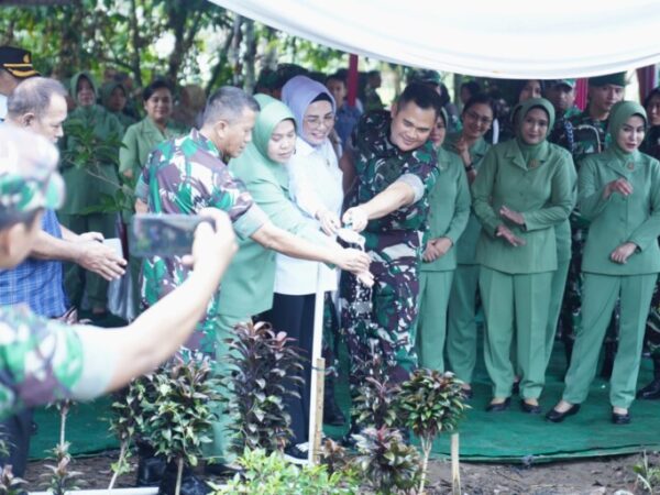 Ketua DPRD Sumsel Hadiri Acara Bakti Sosial dan Launching Program TNI AD Manunggal Air